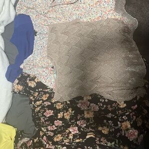 Juniors large dress bundle